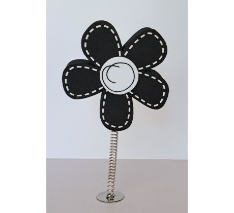 BLACK STITCH DAISY